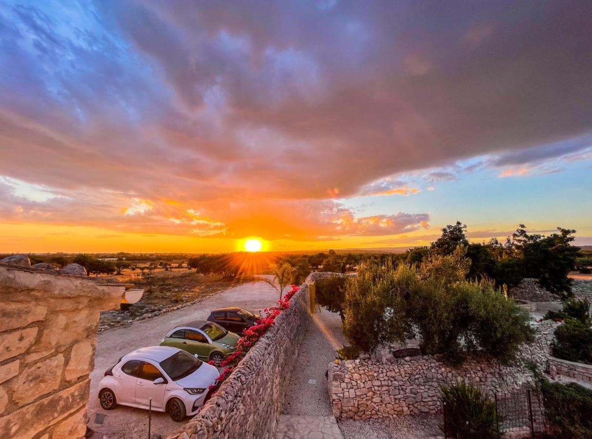 Casa Farlisa - Masseria con piscina Scicli Esterno foto