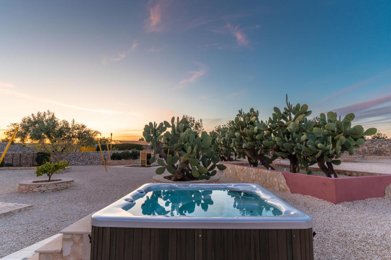 Casa Farlisa - Masseria con piscina Scicli Esterno foto
