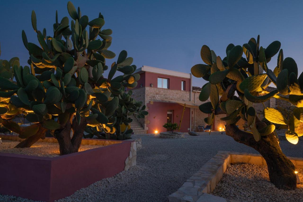 Casa Farlisa - Masseria con piscina Scicli Esterno foto