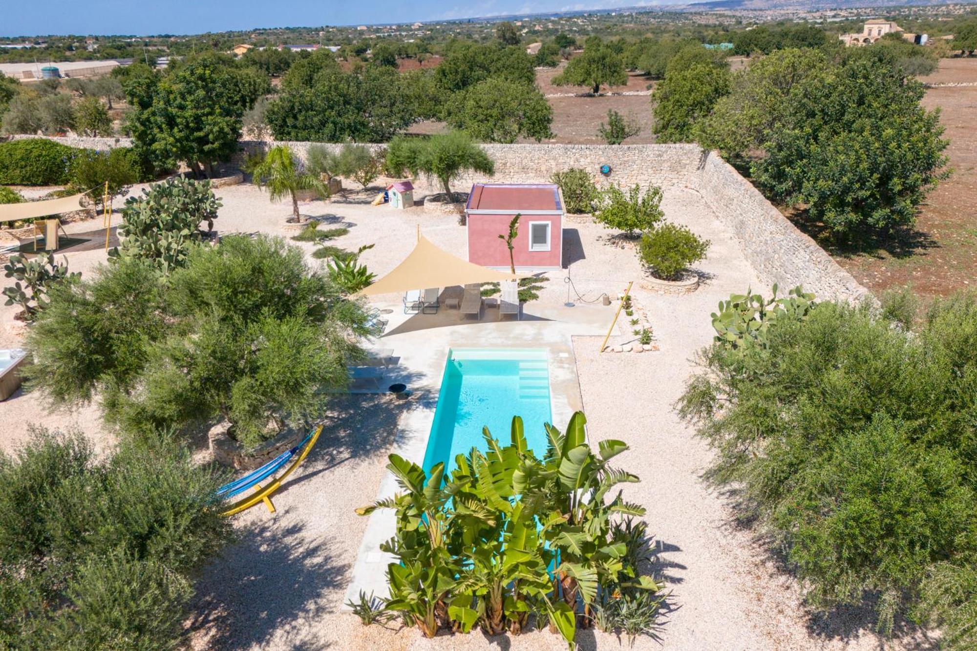 Casa Farlisa - Masseria con piscina Scicli Esterno foto