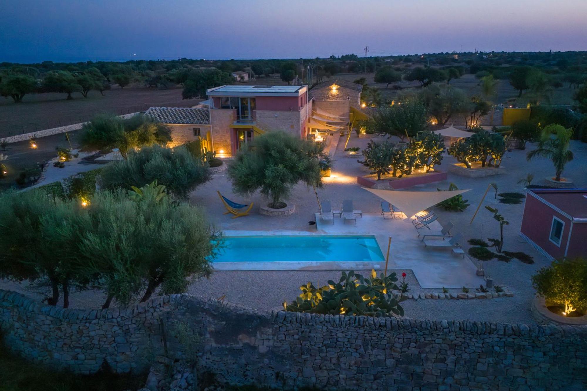Casa Farlisa - Masseria con piscina Scicli Esterno foto